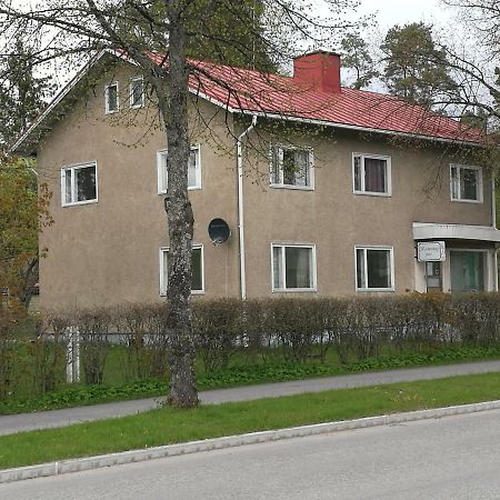 Lana Guest House Simpele 외부 사진