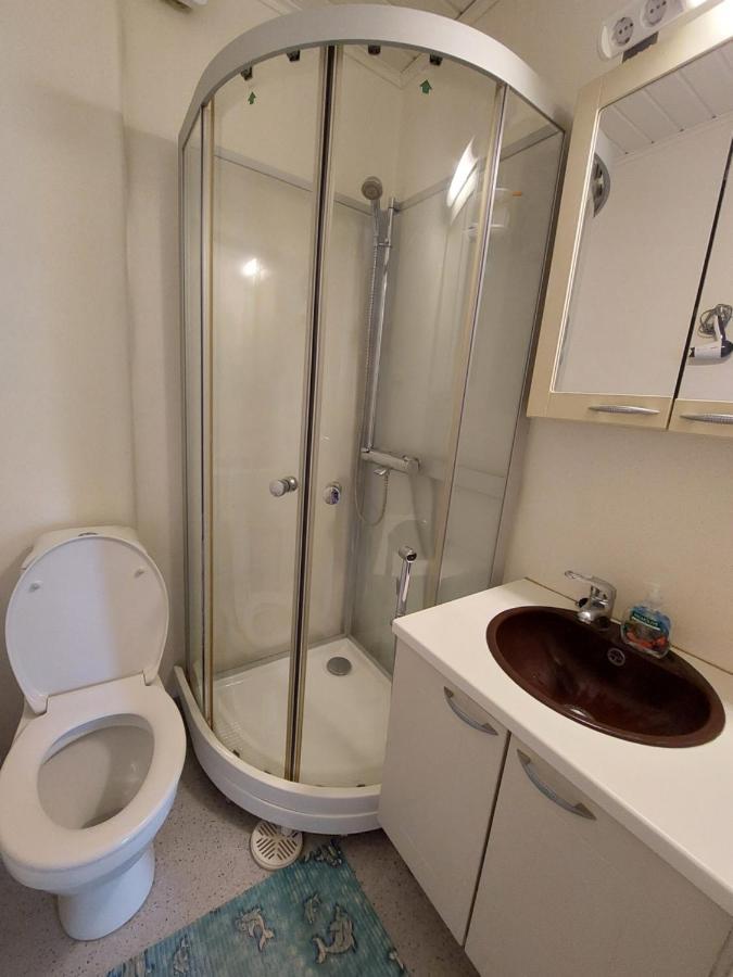 Lana Guest House Simpele 외부 사진