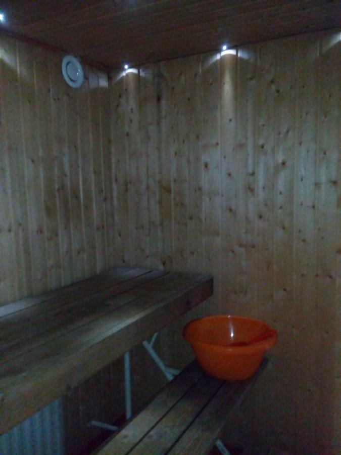 Lana Guest House Simpele 외부 사진